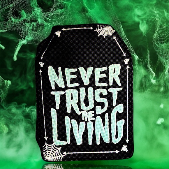 🆕 Tombstone - Coffin “Never Trust The Living” Crossbody Bag - Beetlejuice - Picture 1 of 16